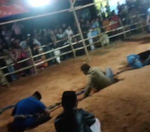 Desa Dasuk Berduka Warga Meninggal Dunia saat Lomba Tarik Tambang, Polres Sumenep Turun Tangan